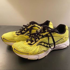 Saucony fast twitch running shoes